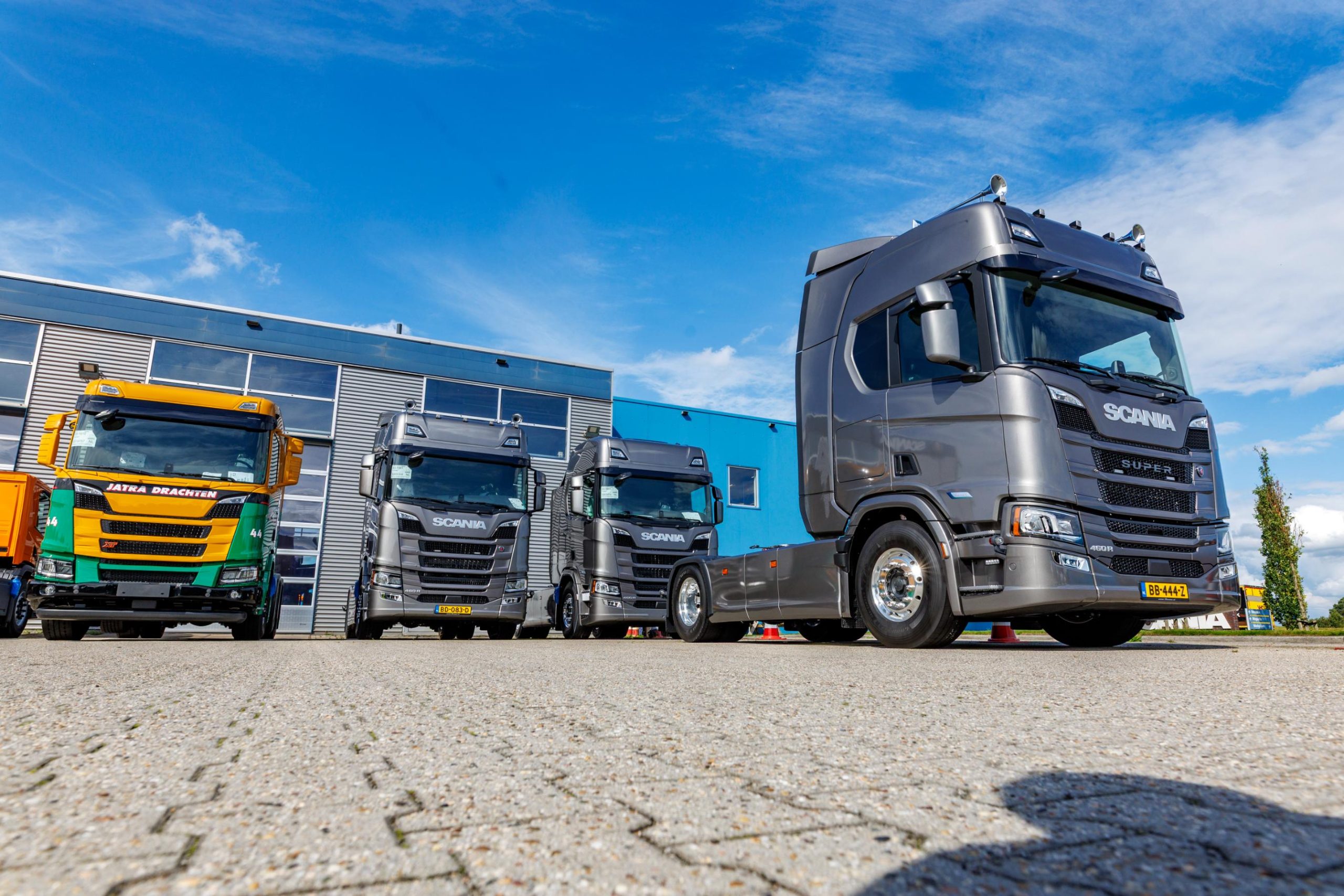 rinsma scania vestiging buitenkant scaled